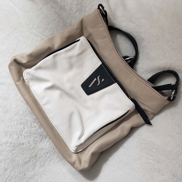 Simply Vera Vera Wang Handbags - Simply Vera Wang cross body